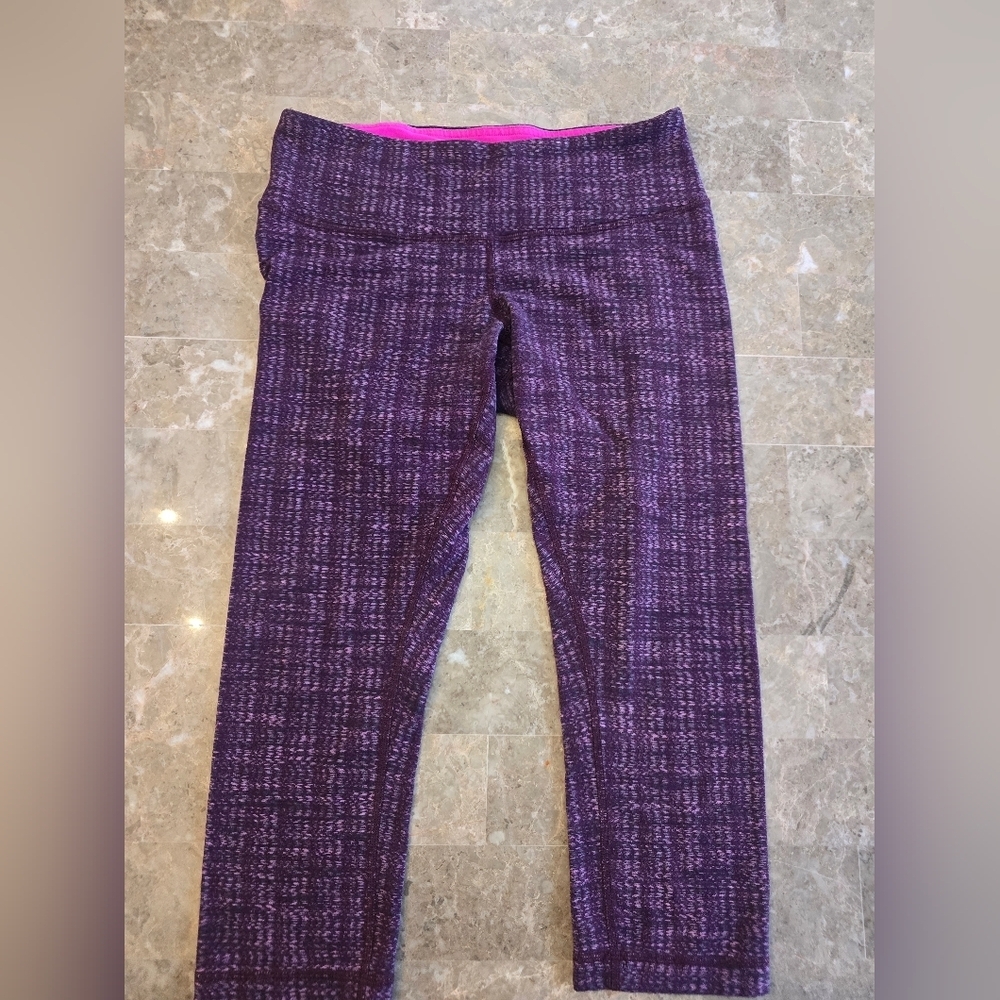 Lululemon Cropped Ziggy Leggings Sz 8 - Picture 2 of 4
